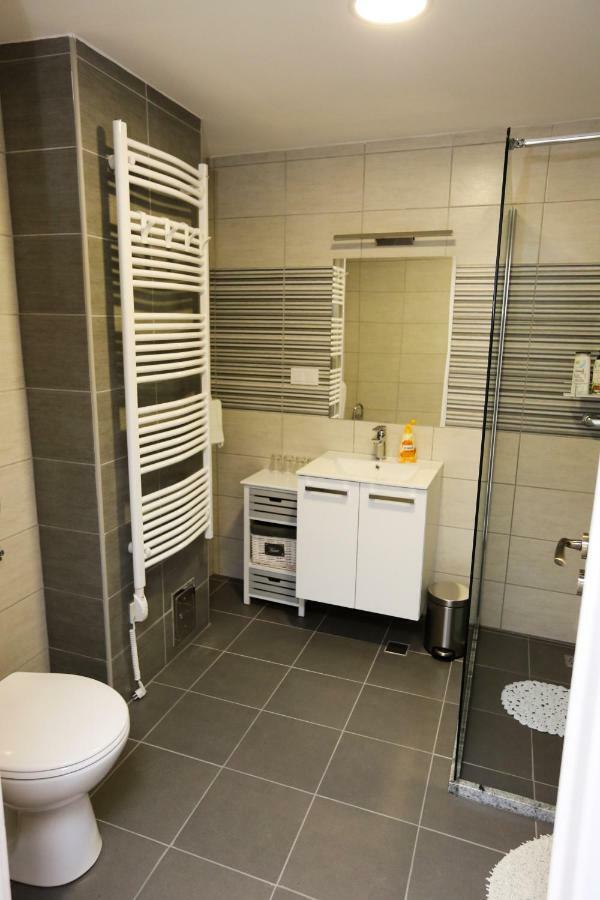 Apartman Kupa Karlovac Eksteriør billede