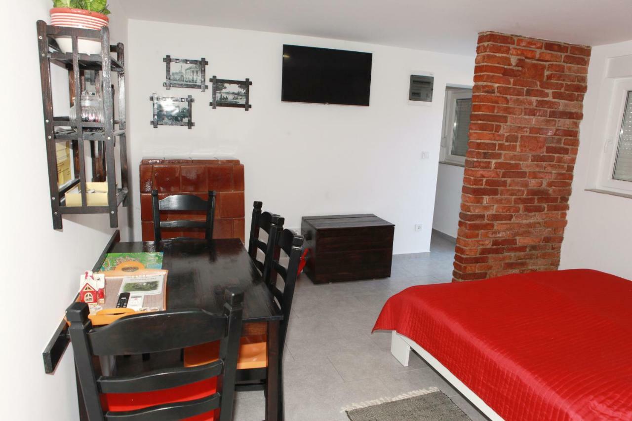 Apartman Kupa Karlovac Eksteriør billede