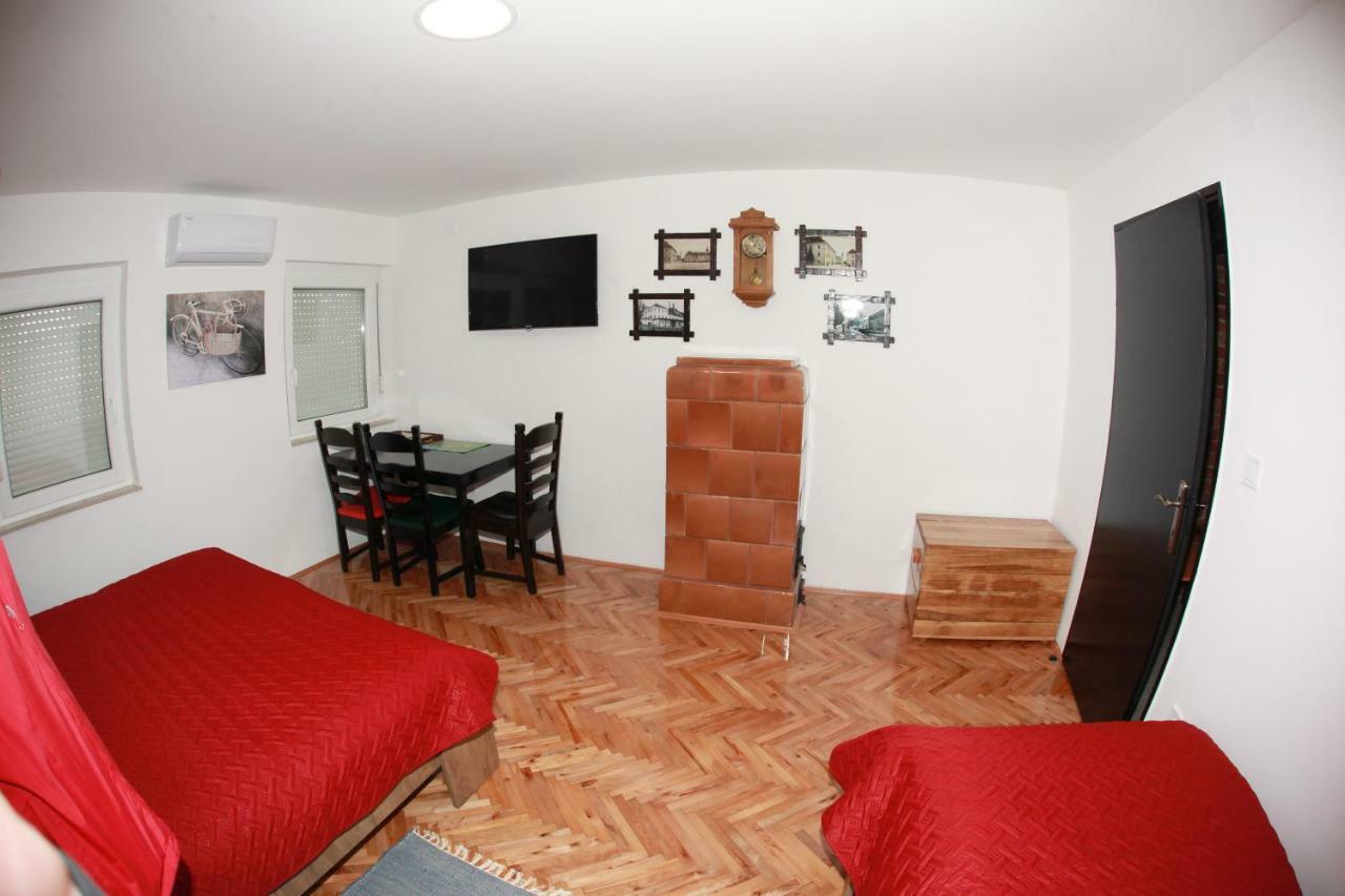 Apartman Kupa Karlovac Eksteriør billede